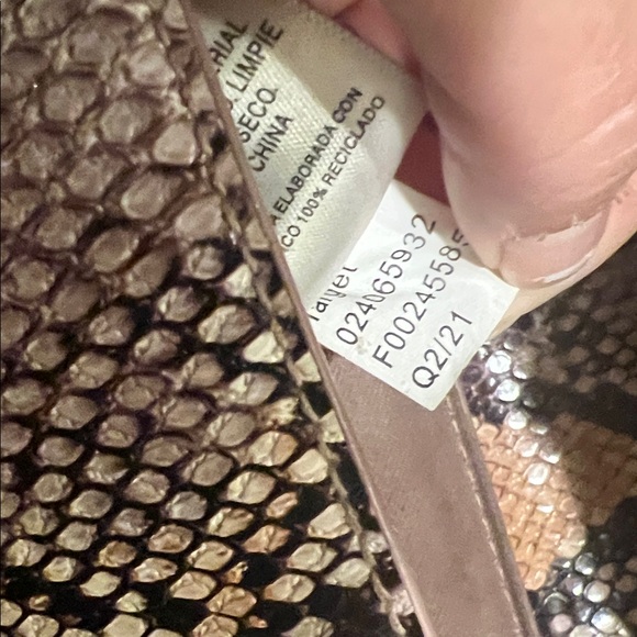 ( 0450) Snakeskin Patterned Handbag - Picture 8 of 8